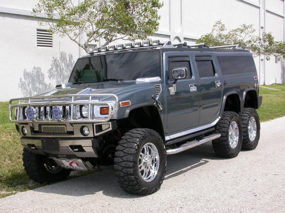 Машина Hummer h2