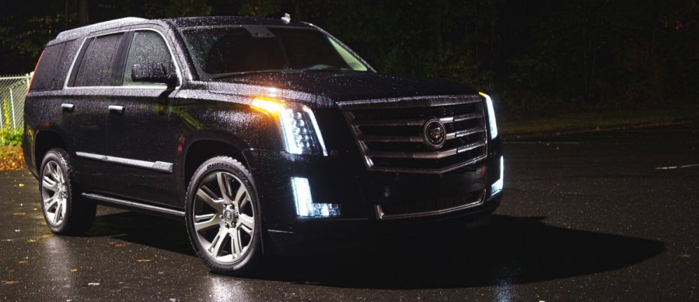 2015-Cadillac-Escalade-10.jpg
